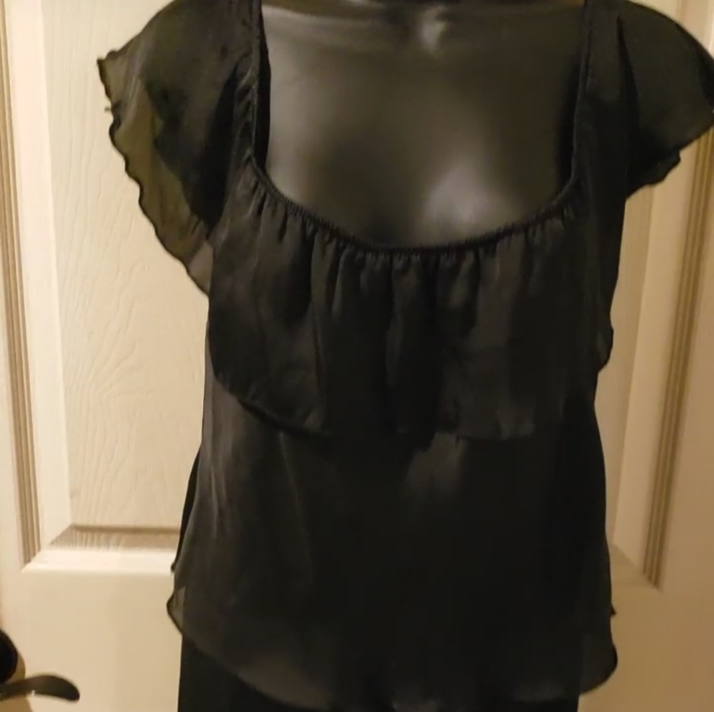 Layered top